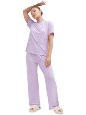 Lavender Short-Sleeve Ribbed Pajama Set with Wide-Leg Pants
